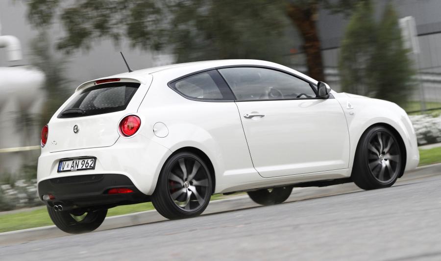  Alfa Romeo MiTo Quadrifoglio Verde (955) 2011 года  (AU) (фото 12 из 21)